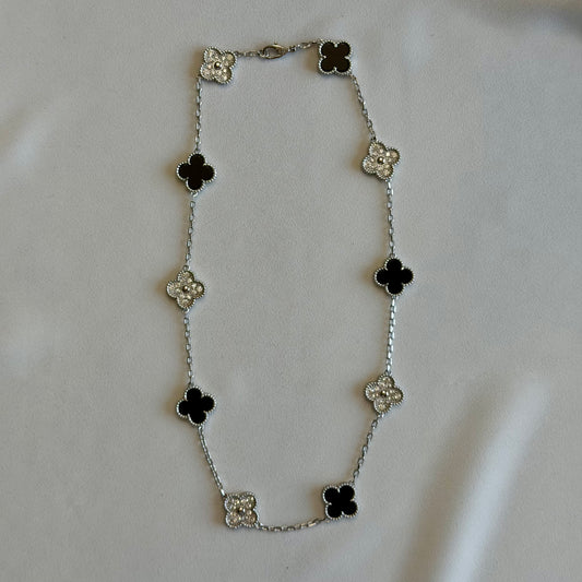 Noir Clover Necklace – Silver