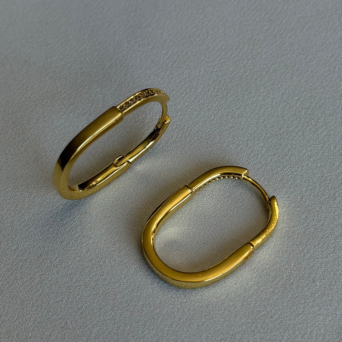 Classic Oval Hoops
